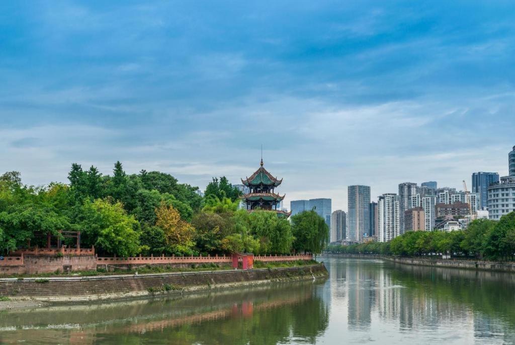 Chengdu Taihe International Hotel Exterior photo